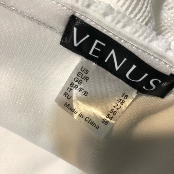 Venus Romper NWOT - Picture 2 of 7